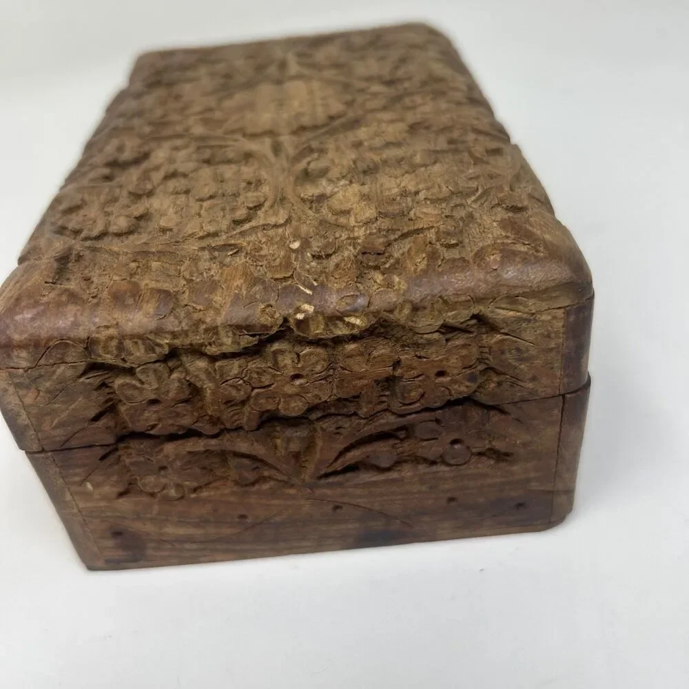 Vintage Carved Wooden Box Jewelry Trinket Flora